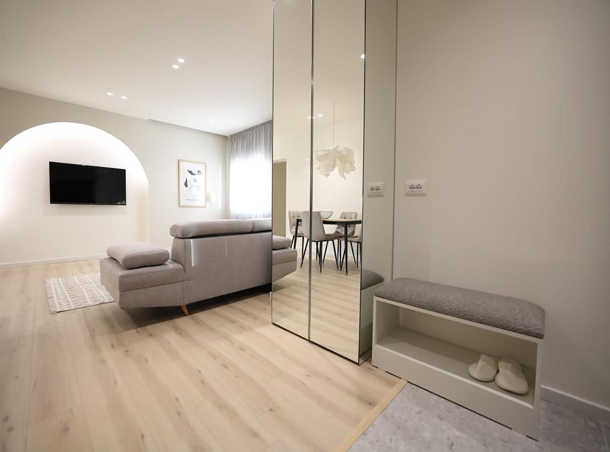 Arkle Apartment 4 Tirana Buitenkant foto