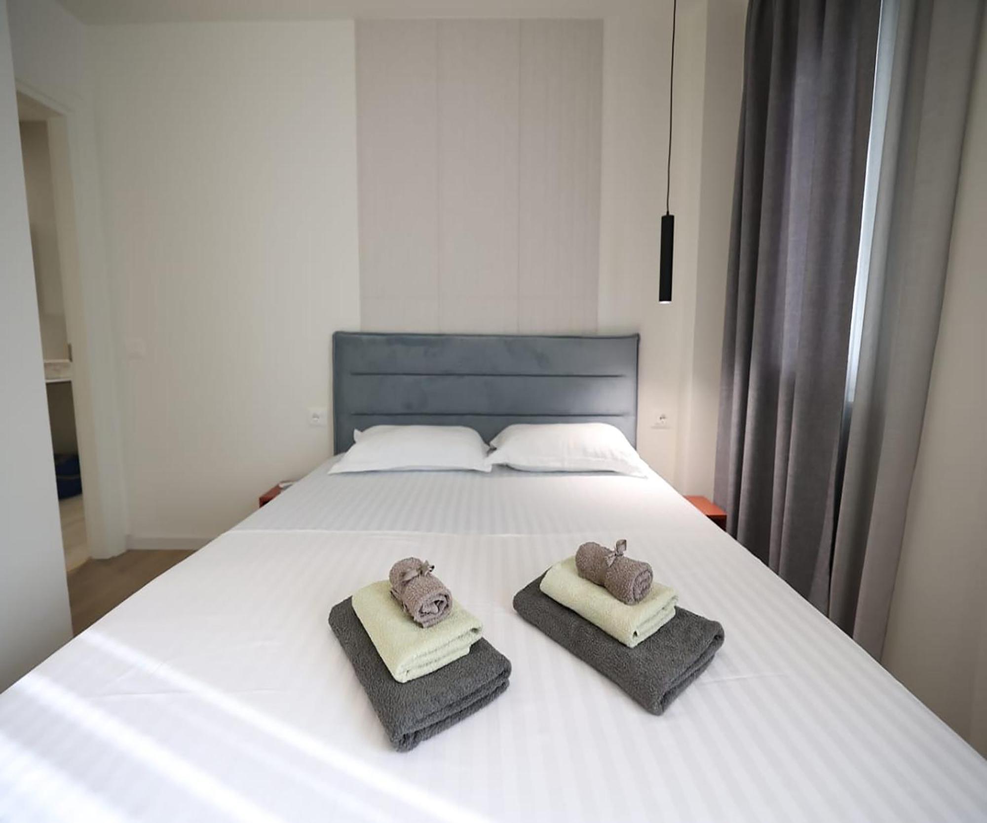 Arkle Apartment 4 Tirana Buitenkant foto